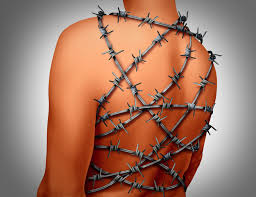 CBD HELPS RELIEVE CHRONIC PAIN